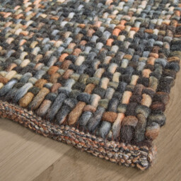 Mutanya Hand Woven Wool Rug - thumbnail 3