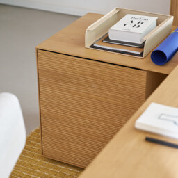 Mikube Oak and Veneered Desk with 1-Door Pedestal - thumbnail 3