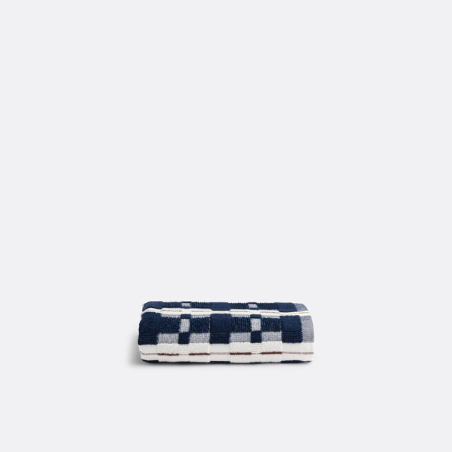 Meiri Bath Towel in Jacquard Towelling - image 1