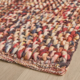 Mutanya Hand Woven Wool Rug - thumbnail 4