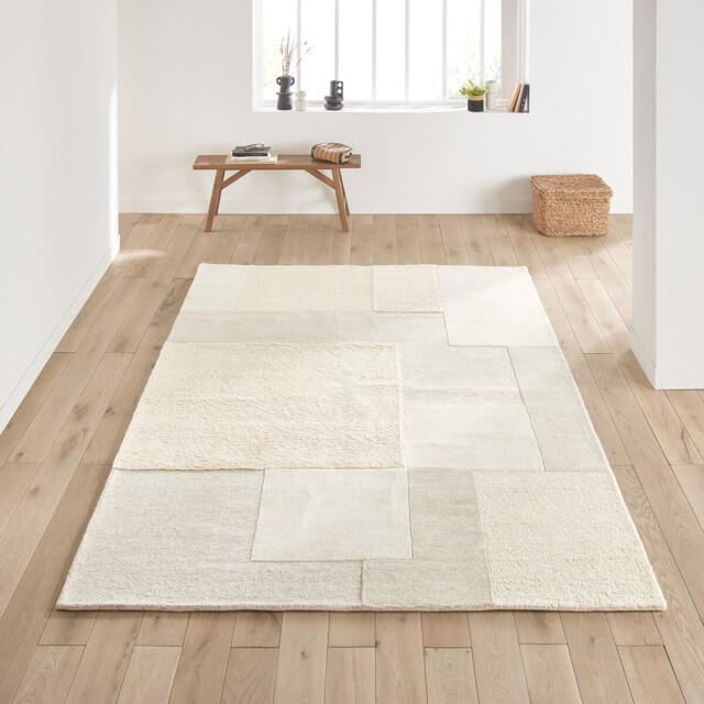 Ilena 100% Wool Rug - image 1
