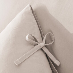 Scenario Plain Cotton Pillowcase with Tie Fastening - thumbnail 4