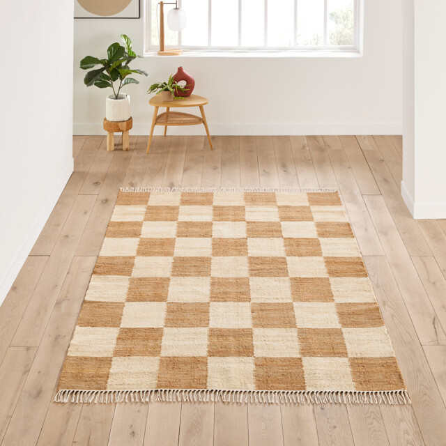 Ionisa Checkerboard 78% Jute Rug - image 1