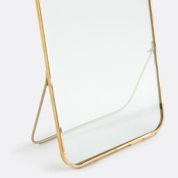 Uyova Upright Photo Frame in Brass and Glass, H23cm - thumbnail 4