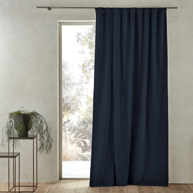 Lavezzi Single Velvet Curtain with Little Eyelets - image 1