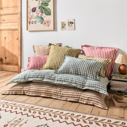 Cottage Cushion Cover in Gingham Check Cotton/Linen - thumbnail 3
