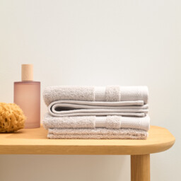 Kheops Face Towels in Egyptian Cotton 600g/m2 in Set of 4 - thumbnail 2