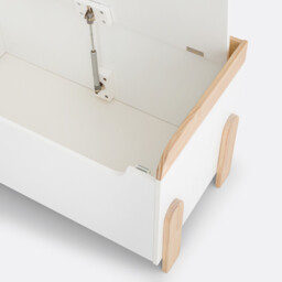 Arturo Toy Chest