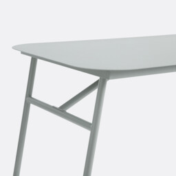 Hanso Foldable Garden Table in Steel - thumbnail 4