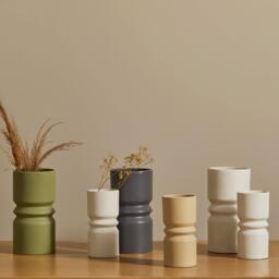 Ackton 20cm Ceramic Vase - Taupe - thumbnail 3