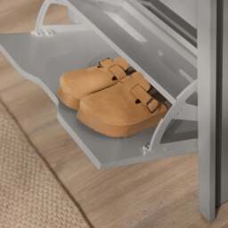 Windsor 60cm Three Door Shoe Cabinet - Pale Grey with Coastal Oak Top - thumbnail 4