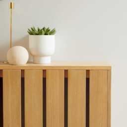 Willow Medium Radiator Cover - Pale Oak - thumbnail 6