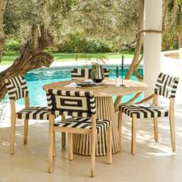 Willow 4 Seater Wooden Brushed Light Acacia Round Garden Dining Set with Saffron Black and Beige Chairs