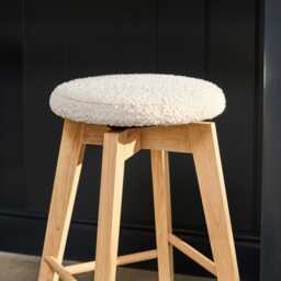 Digby Off White Boucle Swivel Backless Stools - Set of 2 - Whitewash Oak Legs - thumbnail 2