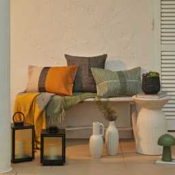 Zaliki Concrete Round Garden Side Table - Pearl Terrazzo - thumbnail 3