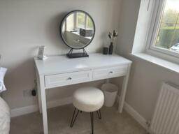 Stevie White Dressing Table with Drawers - thumbnail 2