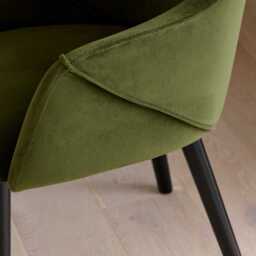 Amelia Whitewash Extendable Dining Table Set - 6 Seater - Freya Fern Green Carver Chairs - Black Legs - thumbnail 6