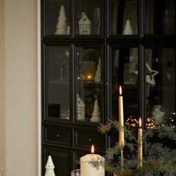 Brockley 14cm Glass LED Light Up House - Frosted - thumbnail 2