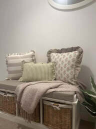 Fyfield 3 Seater Hallway Storage Bench with Storage - White - thumbnail 4