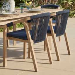 Saffron 6 Seater Extending Wooden Garden Dining Set with Shiro Navy Rope Chairs - thumbnail 5