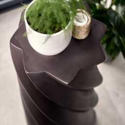Bianca Black Concrete Side Table - thumbnail 2