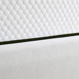Evie Super King Mattress - Forest Green Zip - thumbnail 3