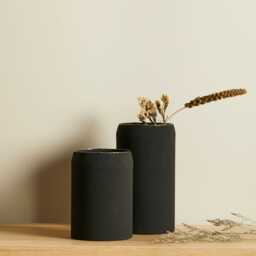 Chaldon 17cm Metal Vase - Black - thumbnail 2