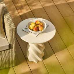 Bianca Concrete Round Garden Side Table - Paprika Mother of Pearl Terrazzo - thumbnail 2