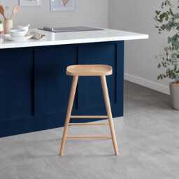 Silvester Classic Bar Stool - thumbnail 2