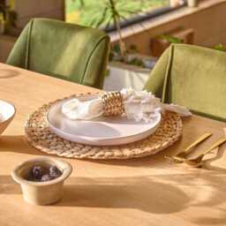 Carter Whitewash Rectangular Dining Table with 6 Freya Fern Green Dining Chairs with Whitewash Legs - thumbnail 4