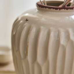 Chera 19cm Ceramic Vase - Off White - thumbnail 4