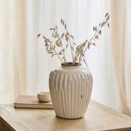 Chera 19cm Ceramic Vase - Off White - thumbnail 1