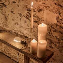 Carnaby 10 Bulb Garden String Lights - Extendable - Beehive Bulb - thumbnail 3