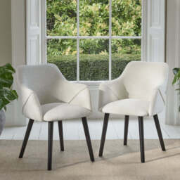 Farren 120cm Whitewash Oak Round Dining Table Set - 4 Seater - Freya Oat Boucle Armchairs with Black Legs - thumbnail 2