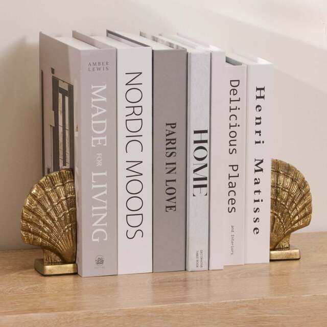 Herne 12cm Metal Shell Bookend - Set of 2 - Gold - image 1