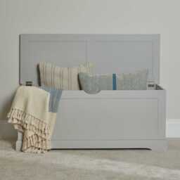 Crofton Cotton Herringbone Throw - Horizon Blue - thumbnail 2