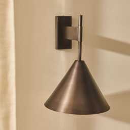 Brockhill Large Metal Wall Light - Bronze - thumbnail 3