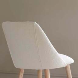 Carter Whitewash Rectangular Dining Table with 6 Freya Boucle Dining Chairs with Whitewash Legs - thumbnail 6