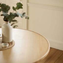 Tilly 100cm Round Dining Table - Whitewash Oak - thumbnail 6