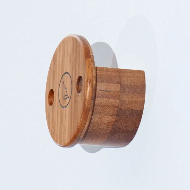 Leandesk Wall Hanger - image 1