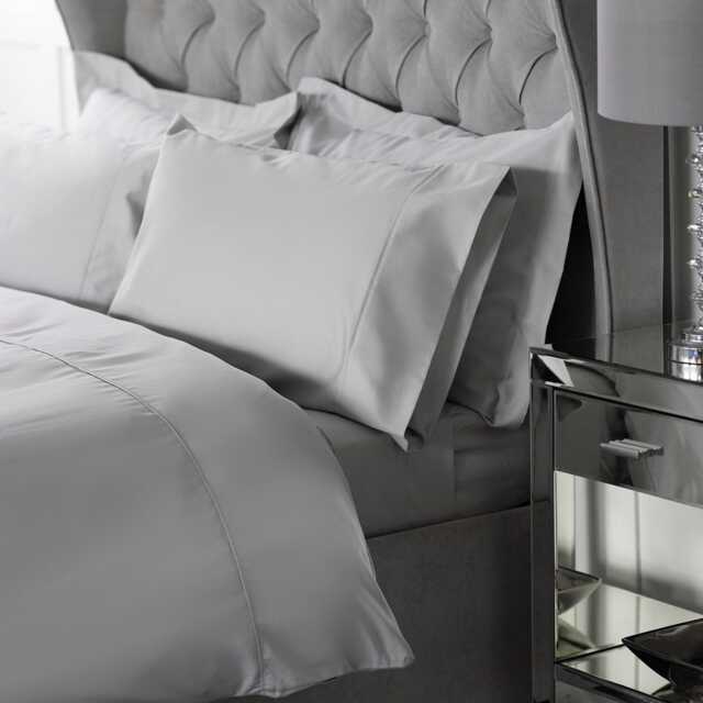 Belledorm Bamboo Extra Deep Fitted Sheet, Super King, Platinum - image 1