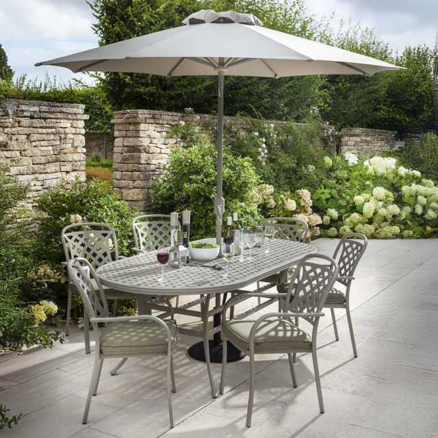 Hartman Berkeley Garden Dining Set with Parasol, Oval, 6 Seater, Cream