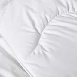 The Fine Bedding Company Allergy Defence Duvet, 4.5 Tog, Double - thumbnail 2