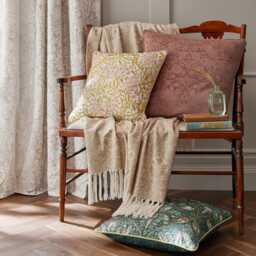 William Morris At Home Michaelmas Daisy Micro Cushion, Brick Pink & Gold - thumbnail 2