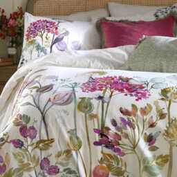 Voyage Maison Country Hedgerow Pillowcase Pair, Lotus - thumbnail 3