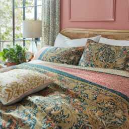 William Morris At Home Kelmscott Duvet Set, King, Navy Rose - thumbnail 1