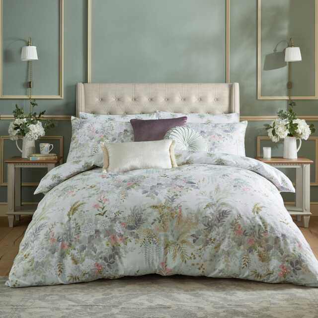Laura Ashley Linlithgow Duvet Set, Double, Pale Lavender - image 1