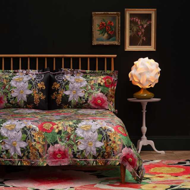 Timorous Beasties Berkeley Blooms Duvet Set, Single, Midnight - image 1