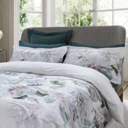 Ted Baker Clove Floral Duvet Set, Double, White - thumbnail 1