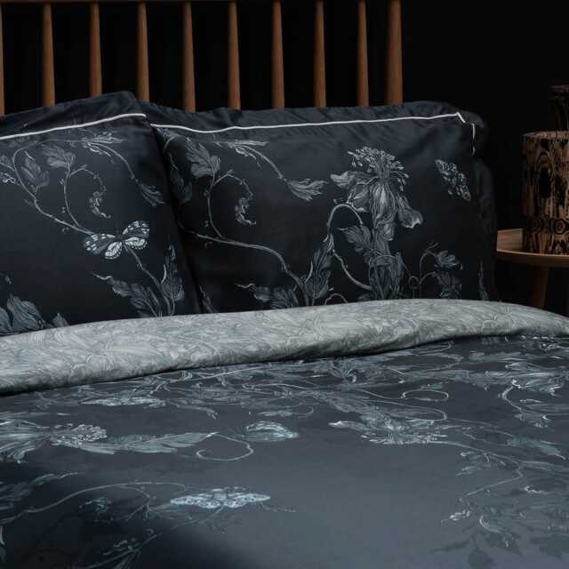 Timorous Beasties Tendril Spill Oxford Pillowcase Set, Navy - image 1